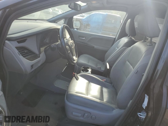 2019 Toyota Sienna XLE Auto Access Seat with VIN 5TDYZ3DC6KS017299, listed as a Copart auction lot 50976825 with 164,704 mi miles and Salvage Title. Bid and sale history available at carsss.com. Image 7.