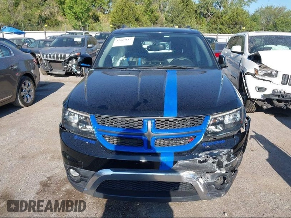 2017 Dodge Journey Crossroad Plus with VIN 3C4PDCGB3HT556975, listed as a IAAI auction lot 41657532 with 95,405 mi miles. Bid and sale history available at carsss.com. Image 13.