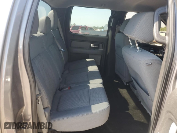 2012 Ford F-150 XL z VIN 1FTFW1CT3CKD93909, wystawiony jako Copart lot #56686405 z przebiegiem 211 700 mil mil oraz Szkody całkowita. Historia ofert i sprzedaży dostępna na DreamBid. Obrazek 10.