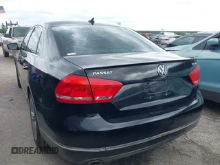 2014 Volkswagen Passat TDI SEL Premium with VIN 1VWCN7A33EC068280, listed as a IAAI auction lot 42086420 with 153,656 mi miles. Bid and sale history available at carsss.com. Image 15.