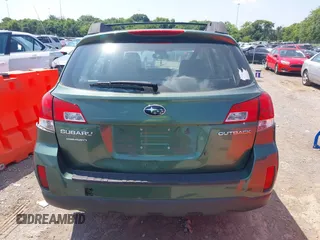 2013 Subaru Outback 2.5i with VIN 4S4BRCAC3D3264905, listed as a IAAI auction lot 42825698 with 118,504 mi miles and . Bid and sale history available at DreamBid. Image 16.