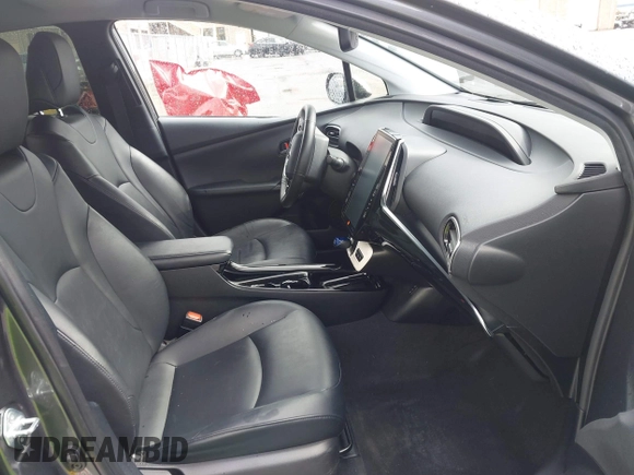 2017 Toyota Prius Plus with VIN JTDKARFP3H3065448, listed as a IAAI auction lot 41937110 with 142,039 mi miles and . Bid and sale history available at DreamBid. Image 5.