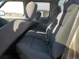 2003 Nissan Frontier SVE with VIN 1N6MD27Y23C411946, listed as a Copart auction lot 88362135 with 157,105 mi miles and Clean title. Bid and sale history available at DreamBid. Image 10.