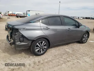 2021 Nissan Versa SV z VIN 3N1CN8EV3ML876784, wystawiony jako Copart lot #52568865 z przebiegiem 67 078 mil mil oraz Szkoda całkowita • Salvage title. Historia ofert i sprzedaży dostępna na DreamBid. Obrazek 3.