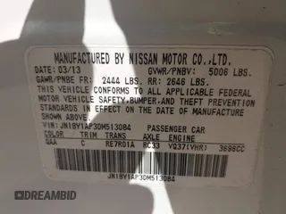 2013 Infiniti M37 with VIN JN1BY1AP3DM513084, listed as a IAAI auction lot 41903753 with 139,864 mi miles. Bid and sale history available at carsss.com. Image 9.