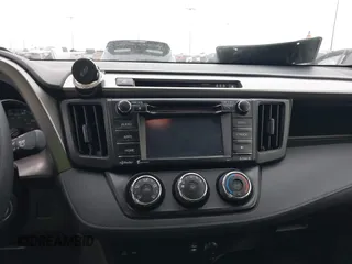 2017 Toyota RAV4 LE z VIN JTMZFREVXHJ107299, wystawiony jako IAAI lot #42422033 z przebiegiem 56 687 mil mil oraz . Historia ofert i sprzedaży dostępna na DreamBid. Obrazek 19.