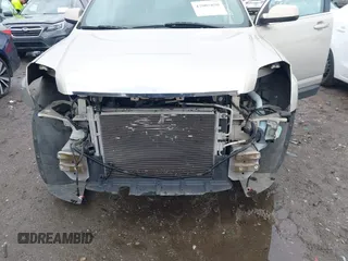 2011 GMC Terrain SLE-2 z VIN 2CTALSEC3B6271692, wystawiony jako IAAI lot #42005850 z przebiegiem 160 497 mil mil oraz . Historia ofert i sprzedaży dostępna na DreamBid. Obrazek 6.