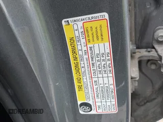 2020 Chevrolet Tahoe LS z VIN 1GNSCAKC3LR101733, wystawiony jako IAAI lot #41912918 z przebiegiem 153 731 mil mil oraz . Historia ofert i sprzedaży dostępna na DreamBid. Obrazek 9.
