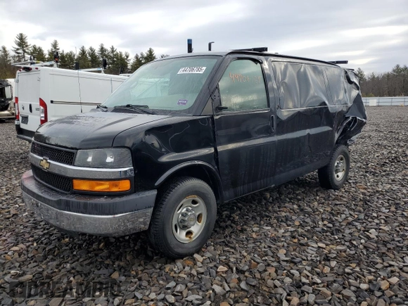 2015 Chevrolet Express Cargo with VIN 1GCWGFCF2F1176687, listed as a Copart auction lot 44706785 with 131,216 mi miles and Salvage title. Bid and sale history available at DreamBid. Image 1.