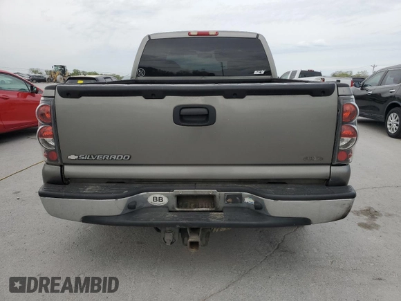 2006 Chevrolet Silverado 1500 LT2 with VIN 1GCEK19B76Z191527, listed as a Copart auction lot 53541645 with 293,312 mi miles and Salvage Title. Bid and sale history available at DreamBid. Image 6.