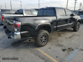 2017 Toyota Tacoma SR5 with VIN 3TMDZ5BN2HM030199, listed as a Copart auction lot 82649564 with 68,144 mi miles and Salvage Title. Bid and sale history available at carsss.com. Image 3.