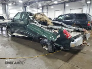 1999 Ford F-250 XL with VIN 1FTNX21S0XEA86579, listed as a Copart auction lot 71221184 with 169,104 mi miles and Non repairable. Bid and sale history available at DreamBid. Image 2.
