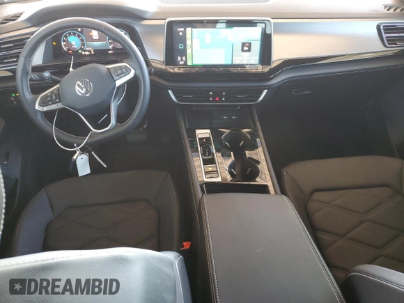 2024 Volkswagen Atlas SE with VIN 1V2KE2CA7RC253191, listed as a Copart auction lot 55147875 with 4,417 mi miles and Salvage title. Bid and sale history available at DreamBid. Image 8.