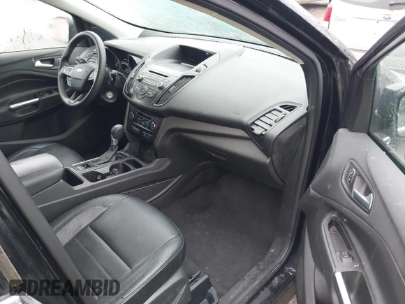 2017 Ford Escape SE with VIN 1FMCU9GD9HUB45195, listed as a IAAI auction lot 41916930 with 126,084 mi miles. Bid and sale history available at carsss.com. Image 5.