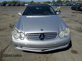 2005 Mercedes-Benz CLK 320 with VIN WDBTK65J55F140026, listed as a Copart auction lot 61972045 with 152,200 mi miles and Salvage title. Bid and sale history available at DreamBid. Image 5.