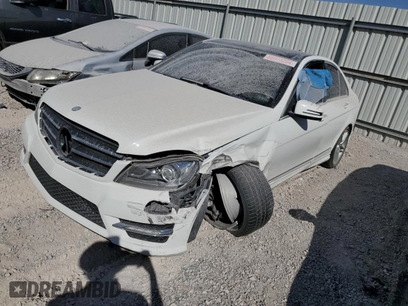 2014 Mercedes-Benz C 350 Sport with VIN WDDGF5HB0EA939012, listed as a Copart auction lot 66573204 with 77,514 mi miles and Salvage Title. Bid and sale history available at DreamBid. Image 1.