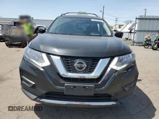 2018 Nissan Rogue SV z VIN JN8AT2MV3JW350156, wystawiony jako Copart lot #54839845 z przebiegiem 64 870 mil mil oraz Szkoda całkowita • Salvage title. Historia ofert i sprzedaży dostępna na DreamBid. Obrazek 5.