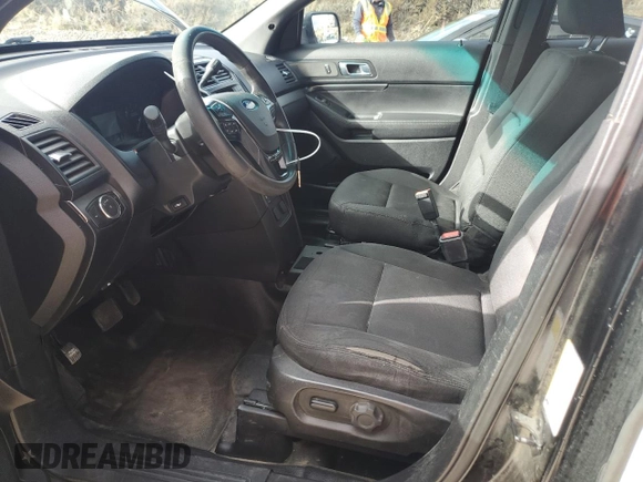 2016 Ford Police Interceptor Utility z VIN 1FM5K8AT3GGC72949, wystawiony jako Copart lot #47984524 z przebiegiem 122 660 mil mil oraz Szkoda całkowita • Salvage title. Historia ofert i sprzedaży dostępna na DreamBid. Obrazek 7.
