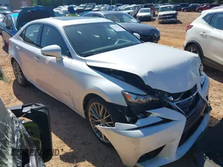 2016 Lexus IS 300/350 z VIN JTHCM1D29G5005468, wystawiony jako IAAI lot #42307494 z przebiegiem 83 932 mil mil oraz . Historia ofert i sprzedaży dostępna na DreamBid. Obrazek 1.