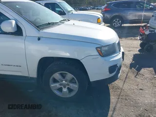 2016 Jeep Compass High Altitude Edition with VIN 1C4NJCEA6GD666790, listed as a IAAI auction lot 41919595 with 164,835 mi miles. Bid and sale history available at carsss.com. Image 12.