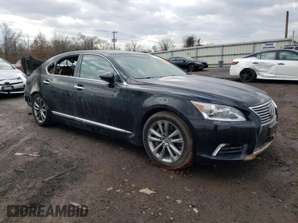 2015 Lexus LS 460 z VIN JTHCL5EF7F5023557, wystawiony jako Copart lot #42178425 z przebiegiem Nie podano mil oraz Szkoda całkowita • Salvage title. Historia ofert i sprzedaży dostępna na DreamBid. Obrazek 4.