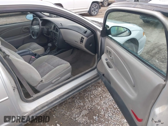 2003 Chevrolet Monte Carlo LS with VIN 2G1WW12E039149311, listed as a IAAI auction lot 41889546 with 221,176 mi miles. Bid and sale history available at carsss.com. Image 5.