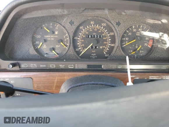 1991 Mercedes-Benz 300 with VIN WDBCA25E3MA563651, listed as a Copart auction lot 80231294 with 181,521 mi miles and Clean Title. Bid and sale history available at DreamBid. Image 9.
