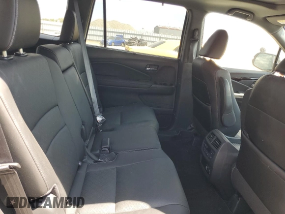 2021 Honda Passport Elite with VIN 5FNYF8H03MB007617, listed as a Copart auction lot 63036345 with 21,757 mi miles and Salvage title. Bid and sale history available at DreamBid. Image 10.