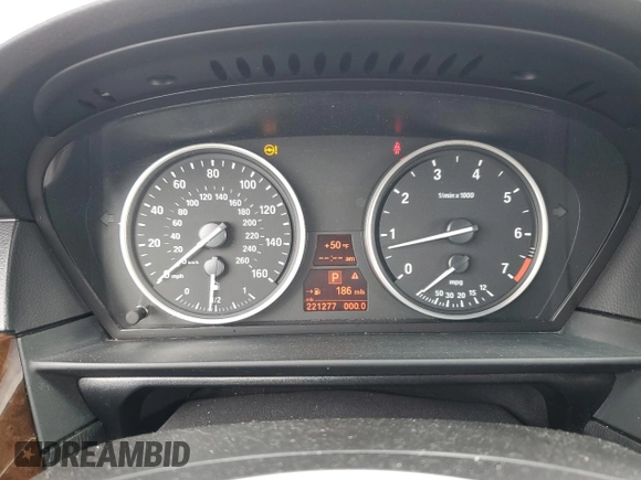 2008 BMW 5 Series 550i with VIN WBANW53598CT48301, listed as a Copart auction lot 48966175 with 221,277 mi miles and Clean Title. Bid and sale history available at carsss.com. Image 9.