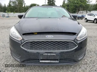 2018 Ford Focus SE z VIN 1FADP3FEXJL288116, wystawiony jako Copart lot #59629655 z przebiegiem 105 461 mil mil oraz Czysty tytuł • Clean title. Historia ofert i sprzedaży dostępna na DreamBid. Obrazek 5.