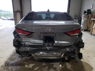 2018 Hyundai Elantra SEL z VIN 5NPD84LF3JH378206, wystawiony jako Copart lot #56584195 z przebiegiem 67 827 mil mil oraz Szkoda całkowita • Salvage title. Historia ofert i sprzedaży dostępna na DreamBid. Obrazek 6.