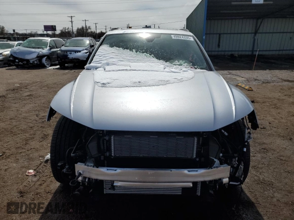 2024 Audi Q5 S line Premium Plus with VIN WA1E2AFY2R2130229, listed as a Copart auction lot 49924335 with 2,856 mi miles and Salvage title. Bid and sale history available at DreamBid. Image 5.