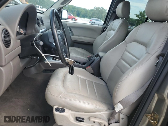 2004 Jeep Liberty Limited with VIN 1J4GK58KX4W115570, listed as a Copart auction lot 64292915 with 106,843 mi miles and Clean title. Bid and sale history available at DreamBid. Image 7.