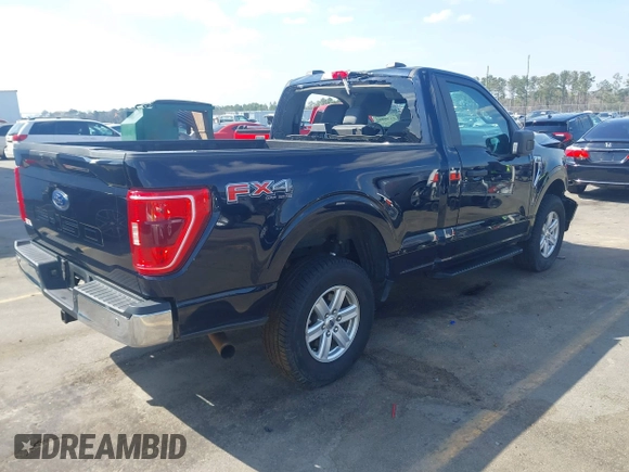 2021 Ford F-150 XL z VIN 1FTMF1E5XMKE72999, wystawiony jako IAAI lot #41790862 z przebiegiem 55 991 mil mil oraz . Historia ofert i sprzedaży dostępna na DreamBid. Obrazek 4.