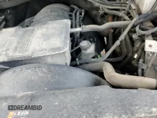 2021 Chevrolet Silverado 2500HD Work Truck z VIN 1GB1YLE7XMF190546, wystawiony jako Copart lot #66920665 z przebiegiem 106 253 mil mil oraz Szkoda całkowita • Salvage title. Historia ofert i sprzedaży dostępna na DreamBid. Obrazek 16.