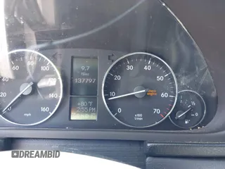 2006 Mercedes-Benz C 230 Sport z VIN WDBRF52HX6A897125, wystawiony jako IAAI lot #42475032 z przebiegiem 137 797 mil mil oraz . Historia ofert i sprzedaży dostępna na DreamBid. Obrazek 7.