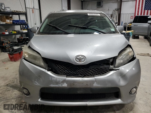 2011 Toyota Sienna SE with VIN 5TDXK3DC0BS063470, listed as a Copart auction lot 48804635 with 203,675 mi miles and Salvage Title. Bid and sale history available at carsss.com. Image 5.