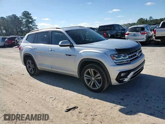2018 Volkswagen Atlas SEL z VIN 1V2RR2CA4JC573592, wystawiony jako Copart lot #48073945 z przebiegiem 84 582 mil mil oraz Szkoda całkowita • Salvage title. Historia ofert i sprzedaży dostępna na DreamBid. Obrazek 12.