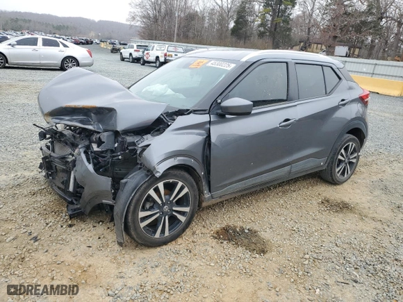 2020 Nissan Kicks SV with VIN 3N1CP5CV2LL477729, listed as a Copart auction lot 45300225 with 91,550 mi miles and Salvage Title. Bid and sale history available at carsss.com. Image 1.