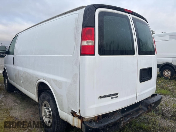 2013 Chevrolet Express Cargo with VIN 1GCZGTCG9D1119386, listed as a IAAI auction lot 42677944 with 370,545 mi miles and . Bid and sale history available at DreamBid. Image 2.