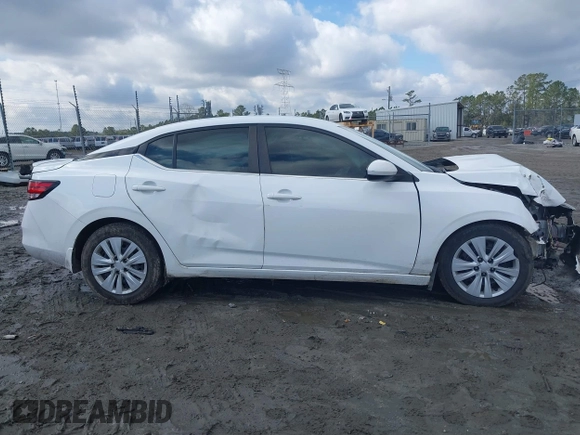 2022 Nissan Sentra S with VIN 3N1AB8BV5NY207912, listed as a IAAI auction lot 41629363 with 112,781 mi miles. Bid and sale history available at carsss.com. Image 14.