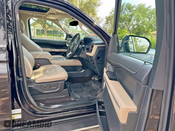 2023 Ford Expedition Max Limited z VIN 1FMJK2A86PEA15853, wystawiony jako Copart lot #58983085 z przebiegiem 62 805 mil mil oraz Czysty tytuł • Clean title. Historia ofert i sprzedaży dostępna na DreamBid. Obrazek 9.