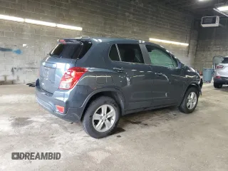 2021 Chevrolet Trax LS z VIN KL7CJNSB1MB336852, wystawiony jako Copart lot #58030405 z przebiegiem 20 908 mil mil oraz Szkoda całkowita • Salvage title. Historia ofert i sprzedaży dostępna na DreamBid. Obrazek 3.