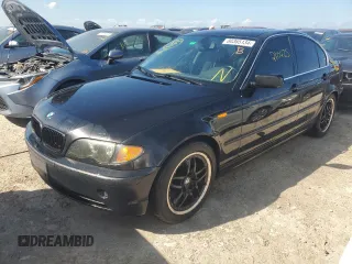 2005 BMW 3 Series 330i with VIN WBAEV53405KM42000, listed as a Copart auction lot 80365134 with 210,425 mi miles and Non Repairable. Bid and sale history available at carsss.com. Image 1.