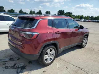 2022 Jeep Compass Altitude with VIN 3C4NJCBB1NT140152, listed as a Copart auction lot 63710165 with 51,256 mi miles and Clean title. Bid and sale history available at DreamBid. Image 3.