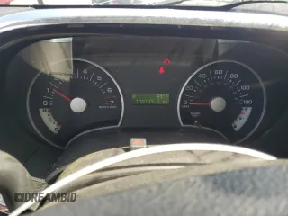 2008 Ford Explorer XLT z VIN 1FMEU73E68UB18368, wystawiony jako Copart lot #59526225 z przebiegiem 118 319 mil mil oraz Szkoda całkowita • Salvage title. Historia ofert i sprzedaży dostępna na DreamBid. Obrazek 9.