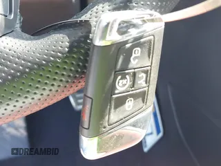 2023 Volkswagen Atlas SEL Premium R-Line с VIN 1V2FE2CA6PC206412, выставлен на аукционе IAAI как лот 41801027 с пробегом 64 898 миль миль и . История ставок и продаж доступна на DreamBid. Изображение 11.