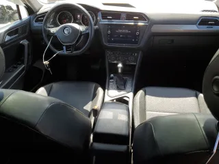 2019 Volkswagen Tiguan SE with VIN 3VV3B7AX5KM104500, listed as a Copart auction lot 50391475 with 222,608 mi miles and Salvage Title. Bid and sale history available at DreamBid. Image 8.