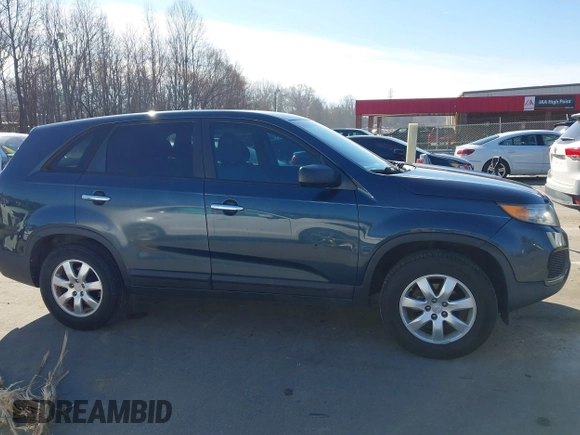 2011 Kia Sorento LX with VIN 5XYKT3A1XBG158819, listed as a IAAI auction lot 41665390 with 120,570 mi miles. Bid and sale history available at carsss.com. Image 13.