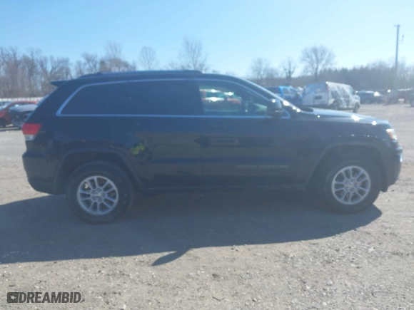 2018 Jeep Grand Cherokee Laredo E with VIN 1C4RJFAG4JC267676, listed as a IAAI auction lot 41757745 with 108,123 mi miles. Bid and sale history available at carsss.com. Image 13.